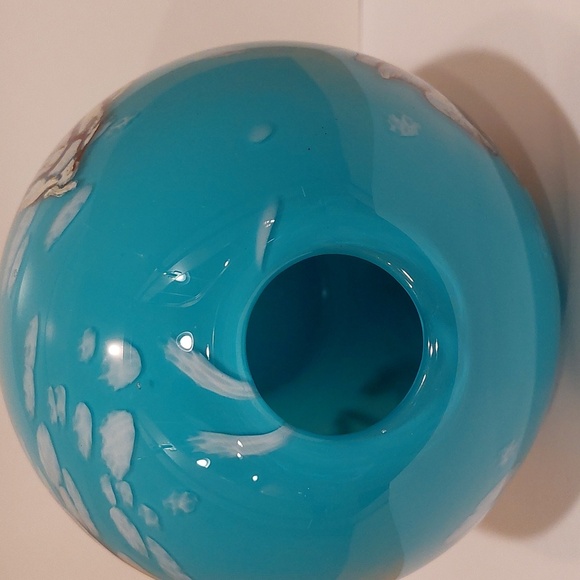 HANDMADE GRAAL GLASS VASE, TULIPS ON BLUE BACKGROUND - Picture 5 of 7